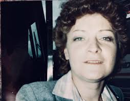 Estrangement. A word with a bad vowel-to-consonent ratio. I didn't talk  about it for years. I was too ashamed. After all, what kind of person  doesn't have a relationship with her mother?