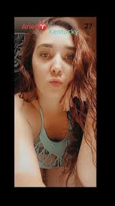 Kelly Knoblauch's Instagram, Twitter & Facebook