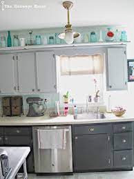 The Sideways House Our Sideways Kitchen Makeover Oude Keuken Kasten Keukenkast Eiken Kasten Verven