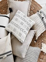 Suchen sie einen schönen modernen perserteppich oder einen klassischen. Boho Kissen Tipps Stylingideen Und Diy Westwing