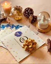 Montereau, loiret, municipality in the loiret department, france. Coffret Sensimine Peaux Sensibles Body Minute Nail Minute