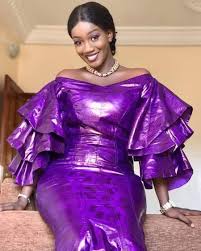 Bazin riche brodé, wax, brodé, teinture malienne, couture bazin du mali. Style Icons Are Wearing These Dresses This Season