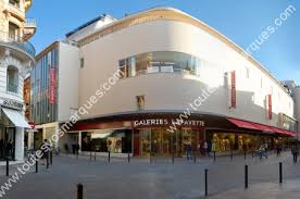 Parfait pour les femmes active et féminine souhaitant compléter son dressing avec des basiques indémodables. Toutes Vos Marques A Trouve 11 Boutique S Correspondant A La Marque Naf Naf A La Region Midi Pyrenees Toulouse Foix Rodez Auch Cahors Tarbes Albi Montauban Pamiers Saint Girons Millau Villefranche De Rouergue Muret Saint Gaudens Condom