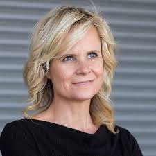 Kristen Joiner's Instagram, Twitter & Facebook