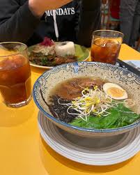 Sienten que la cocina es un lugar para ser libres o es una rutina de la que  quieren escapar? Ayer estaba viendo una película por pura casualidad, una  elección rápida en HBO