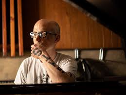 Biography by stephen thomas erlewine. Mellow Out With Moby And Listen To Live Ambient Improvised Recordings Edm Identity