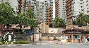 East lake apartments is built in a traditional suzhou garden style and comprises traditional chinese villas, office space, european style serviced apartments and a clubhouse surrounding its beautiful. Room For Rent At East Lake Residence Taman Serdang Perdana Seri Kembangan 5 Minutes To The Mines Near South City Plaza Roomz Asia