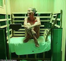 Davinia taylor on wn network delivers the latest videos and editable pages for news & events, including entertainment, music, sports, science and more, sign up and share your playlists. Davinia Taylor Showcases Her Incredible Physique As She Poses Topless In Sauna Sound Health And Lasting Wealth