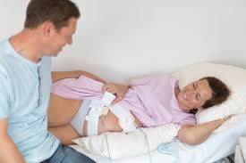 Wann muss ich mit wehen ins krankenhaus? Wehen Geht S Jetzt Los Wann Ins Krankenhaus Hebammen At