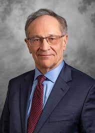 Here's a couple of nice business portraits I've recently done. Dr. Richard  Warner and Renee Erbes. I love shooting head shots for people and providing  a nicely retouched portrait for them to