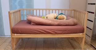 Baby Beistellbett Selbst Bauen Super Gunstig Und Einfach Beistellbett Baby Beistellbett Babybett Beistellbett