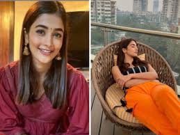 9,586 photos were posted by other people. Pooja Hegde New Flat Pooja Hegde Buys Luxury Sea Facing Apartment In Bandra