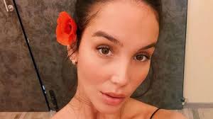La cantante di tu si que vales in carrozzina stroncata dalla leucemia a 19 anni. Chi E Paola Di Benedetto Influencer E Vincitrice Del Gf