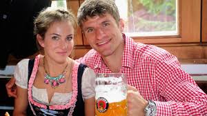 Nach özil auch neuer wieder single. Kathrin Gilch Kathrin Gilch Die Freundin Von Der Nummer 1 Manuel Neuer Augsburger Allgemeine