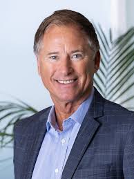 Mark Caston's Instagram, Twitter & Facebook