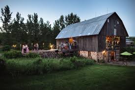 Enchanted Barn Wisconsin Wisconsin Wedding Barns Barn Barn Wedding