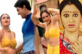 Taarak Mehta...की दयाबेन का बोल्ड अवतार हुआ वायरल, Disha Vakani ने बैकलेस  चोली पहनकर...VIDEO