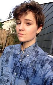 Beauty salon, slovakia jeni metesan, london, uk lisa cinta, miami, usa henriett smeller. Afbeeldingsresultaat Voor Androgynous Haircut Curly Short Hair Styles Lesbian Haircut Tomboy Hairstyles