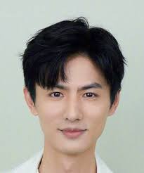 Chang Liu's Instagram, Twitter & Facebook