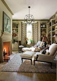 22 Gorgeous Small Keeping Room With Fireplace Ideas For More Fun Live Small Sitting Rooms Small Sitting Room French Country Living Room