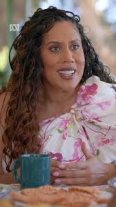 Artists from Maningrida Arts Centre in Arnhem Land created Mun-dirra (the  Burarra word for "fish fence"). The work is the largest of its kind in the  world, and Australia's largest-ever woven sculpture.