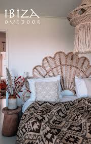 ibiza headboard bed een slaapkamer inrichten slaapkamer krukje