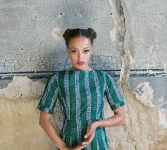 On considère généralement qu'il existe deux phases dans son histoire : Alex Horton Model De Robe Courte En Pagne Avec Dentelle 760 Idees De Tenues De Travail En 2021 Mode Africaine Mode Africaine Robe Tenue Africaine