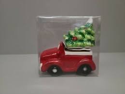New Red Truck Salt And Pepper Shaker Set Ebay Sturdy glass shakers with metal lids are the perfect complement to any restaurant or bistro table!