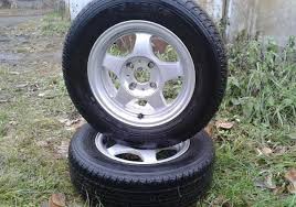 Faktor lain yang menyebabkan tayar kereta pecah, ia boleh disebabkan oleh pelbagai perkara, contohnya (jalan buruk) permukaan jalan, cara. Tayar Kereta Kama 204 Penerangan Jawatan Dan Ulasan