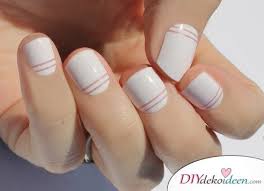 In der anleitung erfahren sie, wie das aufbaugel optimal angewendet wird. 35 Nageldesign Fur Kurze Nagel Ideen Ganz Leicht Kurze Nagel Lackieren Rhinestone Nails Nail Wraps Manicure