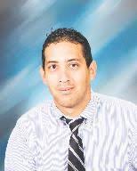 Moss hires Jonathan Valdez as boys basketball coach