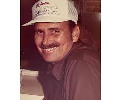 Scott Gabbert's Instagram, Twitter & Facebook