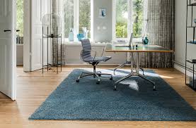 Natural materials give our lives a powerful dimension: Handmade Teppiche Von Jab Anstoetz Sven Woytschaetzky Designmobel In Aachen