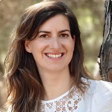 Rosario Galan's Instagram, Twitter & Facebook