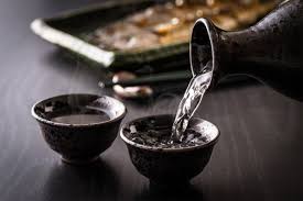 日本酒の山廃とは？初心者にもやさしく解説！味わいや生酛との違い・楽しみ方まで｜ワインやお酒にまつわるお役立ち情報｜モトックス