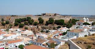 The reserve has a magnificent centre with excellent facilities built with the aid of european tax payers money. Castro Marim Wikipedia