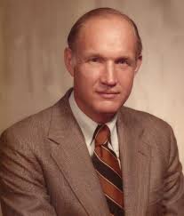 Daniel Pausig's Instagram, Twitter & Facebook