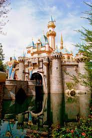 Sleeping Beauty S Castle Disneyland Anaheim Ca Photo Credits To Myself Paulette Szymanski Disneyland Castle Disneyland Anaheim Disneyland Photos