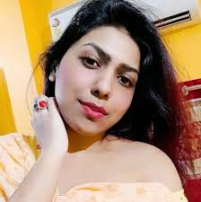 নিশ্চুপ অভিমানী