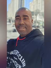 Body of DC officer killed in line of duty brought to funeral home in  District Heights, Md.