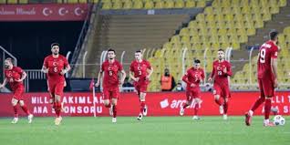 Bu maçların ilki türk futbol tarihine altın harflerle geçti. Turkiye Hollanda Maci 11 I Belli Oldu