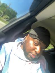 Hey yall! I'm red and I'm always streaming something scary. Are you a  fellow horror fan? Are you 420 friendly? Come join the vibes bc everyone's  welcome in my chat 🫶 I'm