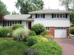 Front Yard Landscaping Ideas Split Level Front Yard Landscaping House Landscape Front Yard