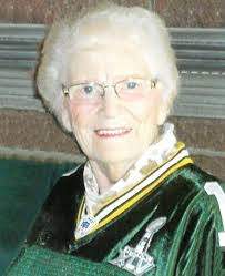 Gloria Ballou's Instagram, Twitter & Facebook