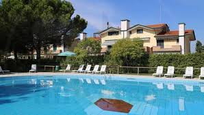 Eraclea mare vendiamo appartamento in contesto esclusivo di nuova costruzione al piano terra con accesso indipendente e piccolo giardino. Residence Marco Polo Eraclea Mare Aktualisierte Preise Fur 2021