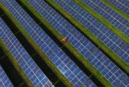 Caja de ahorros de madrid. Eu Investitionsbank Und Deutsche Bank Finanzieren 300 Mw Solarkraftwerk In Spanien