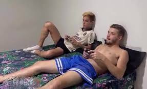 Mi primo del paso vino a jugar al fútbol y terminó abriendo su apretado  trasero