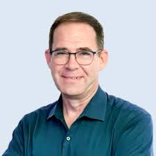 Even though I started on-boarding and already attended workshops in March  2023, my first start day in office was April 3, 2023. So today officially  marks my 1 year anniversary at DKSH.