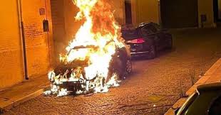 San severo is a city and comune of c. Foggia Incendiata L Auto Dell Assessore Pd All Ambiente Di San Severo Non Mi Fermo Ma Voglio Tutele Letta Siamo Con Te Il Fatto Quotidiano