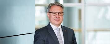 „wir schaffen das schulgeld bei der neuen ausbildung zu medizinischen technologen ab. Wir Sorgen In Der Krise Bestmoglich Vor Cdu Csu Fraktion